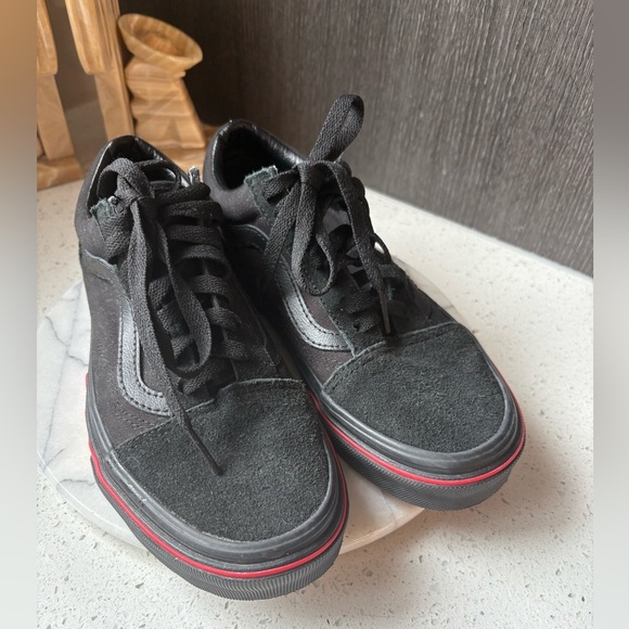 Vans Old Skool Flame Wall Black Suede Sneakers Unisex Women’s 7 Men’s 5.5 - Picture 2 of 12